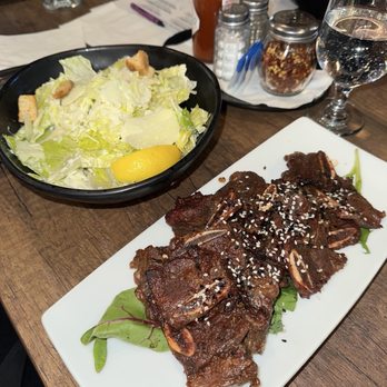 Mansion Kitchen + Bar - Beef short ribs - Bars Near Me - Pickering, Ontario