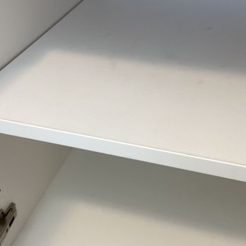 Evolve Real Estate - These cupboards are stained, just as they are in the move-in pictures - Property Management Near Me - Springville, Utah