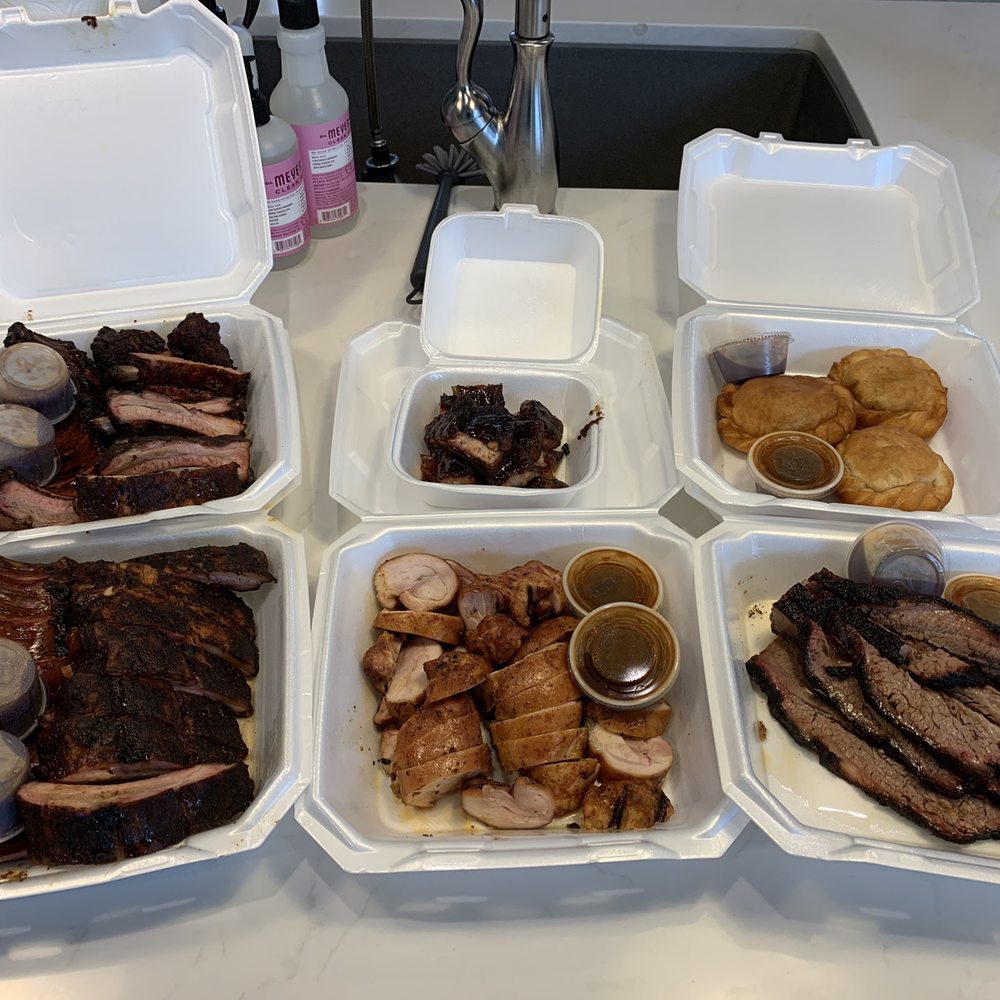 The Best 10 Barbeque near Dallas/Fort Worth Airport Marriott in Irving