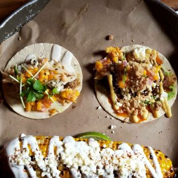 La Carnita - Mexican Near Me - Toronto, Ontario La Carnita - Mexican Near Me - Toronto, Ontario