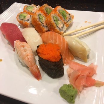 Sushiholic - Combo platter B one of my favorites choices - Sushi Bars Near Me - San Antonio, Texas