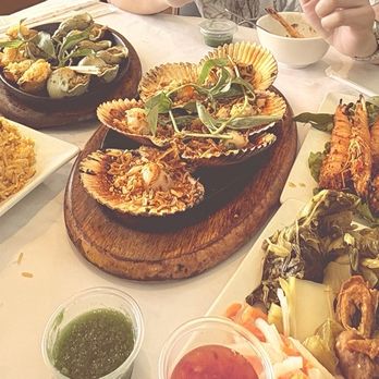 Bien Hen Restaurant - Great seafood, explosion of flavor.  must try! - Seafood Near Me - Westminster, California