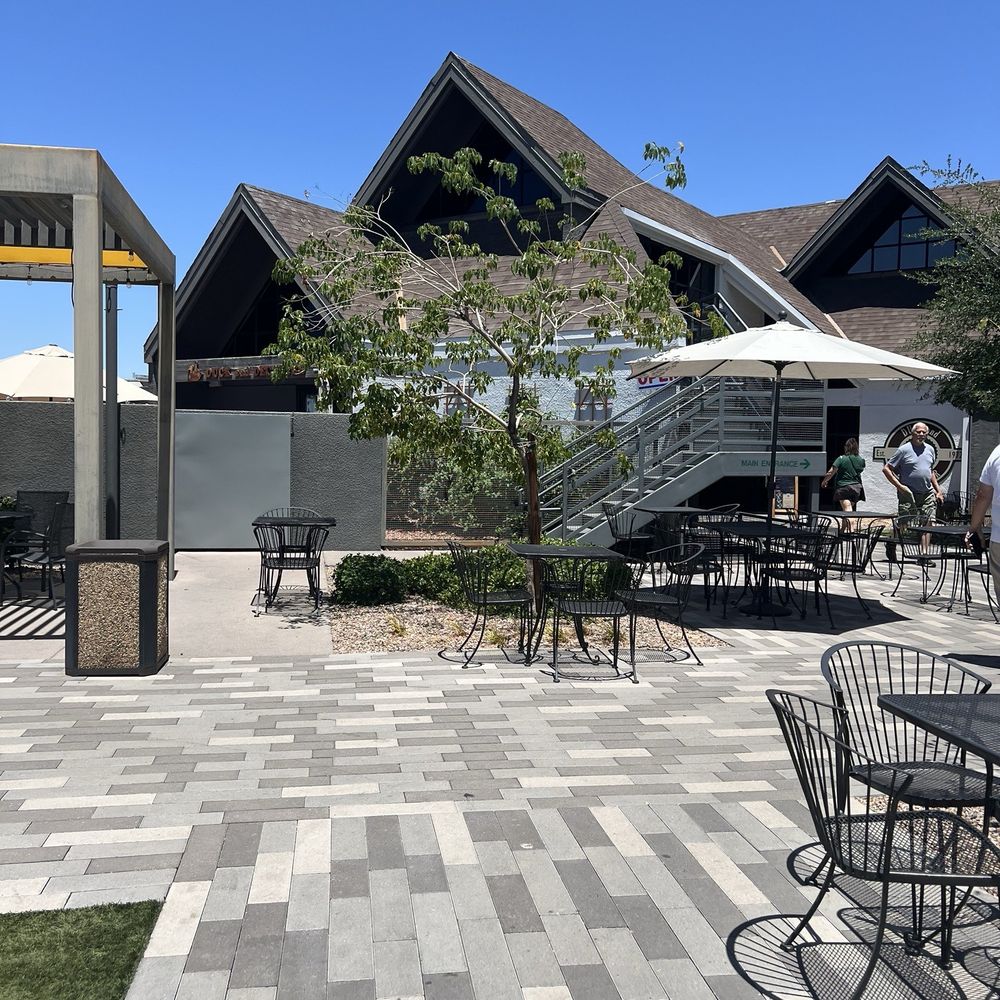 Duck And Decanter - Sandwiches Near Me - Phoenix, Arizona