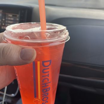 Dutch Bros Coffee - Taste of Summer with a Strawberry Lemonade - Juice Bars & Smoothies Near Me - Sapulpa, Oklahoma