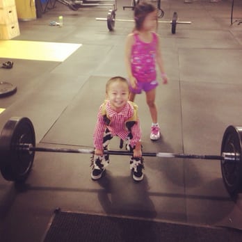Crossfit Crystal Lake - Logan - Interval Training Gyms Near Me - Crystal Lake, Illinois Crossfit Crystal Lake - Logan - Interval Training Gyms Near Me - Crystal Lake, Illinois
