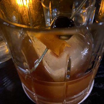 The Botanist - Botanist fashion - Cocktail Bars Near Me - Bakersfield, California