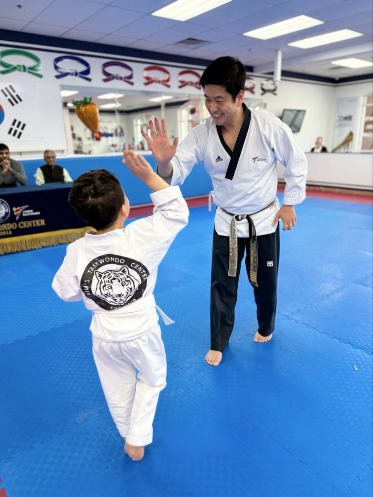 Kim's Taekwondo Center Logo
