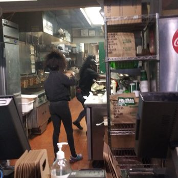 Wingstop - No masks - Chicken Wings Near Me - Atlanta, Georgia