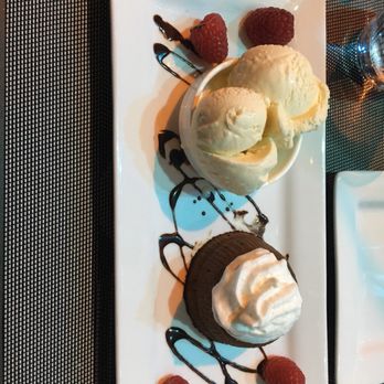 Corridor 44 - Lava cake - Champagne Bars Near Me - Denver, Colorado
