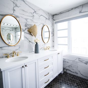 SoCal Premier Development - a bathroom with two sinks and a tub - General Contractors Near Me - Orange, California SoCal Premier Development - a bathroom with two sinks and a tub - General Contractors Near Me - Orange, California