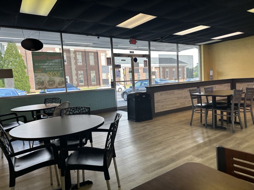 Victors Taco Shop