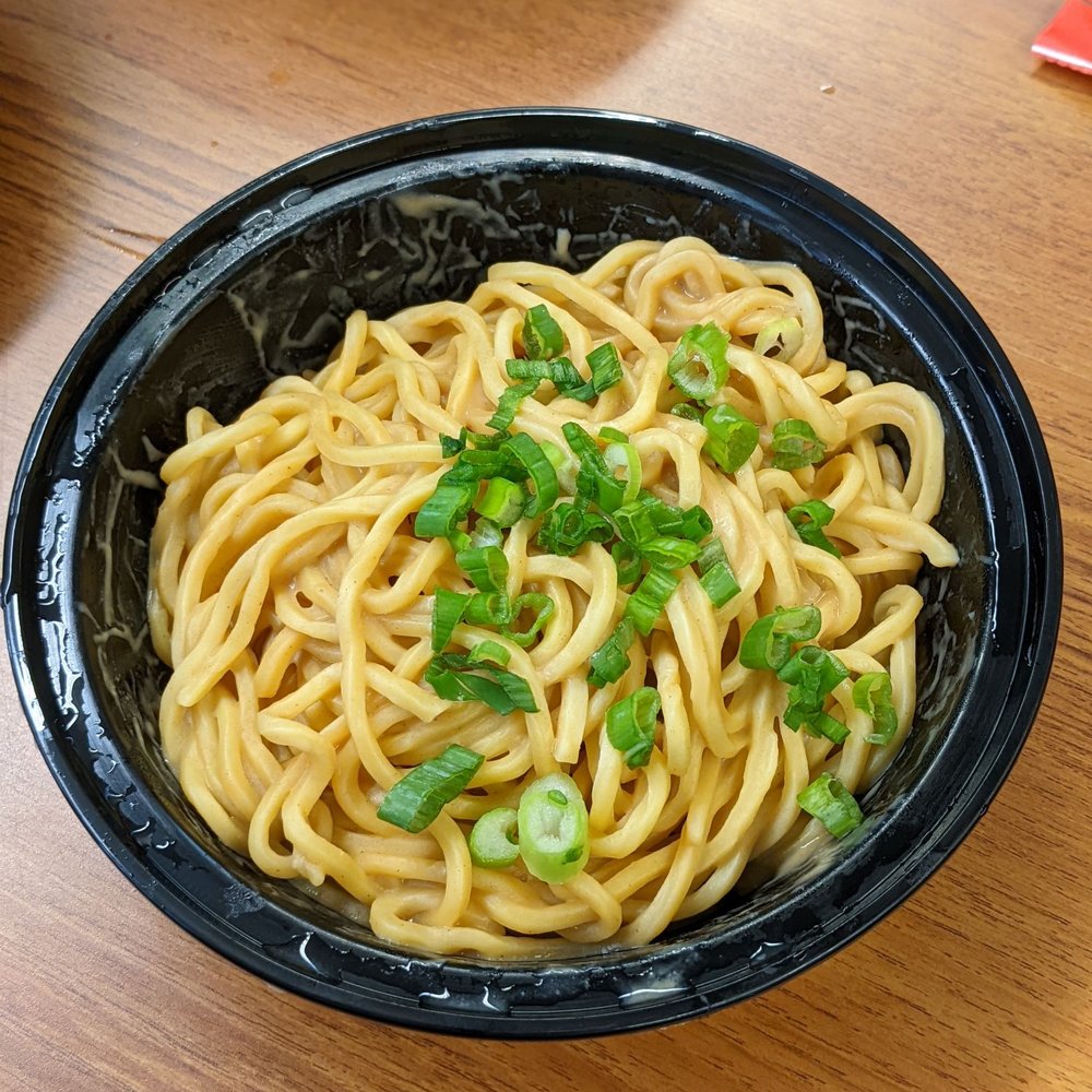 noodles with peanut sauce