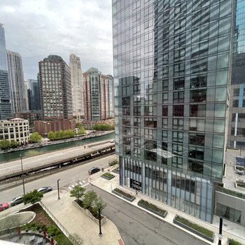 Swissôtel Chicago - Hotels Near Me - Chicago, Illinois