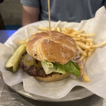 Hoquiam Brewing Company - 4/5 best burger around - Breweries Near Me - Hoquiam, Washington Hoquiam Brewing Company - 4/5 best burger around - Breweries Near Me - Hoquiam, Washington