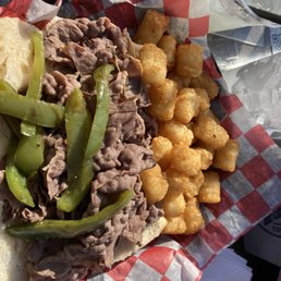 Italian beef with sweet peppers and tots Italian beef with sweet peppers and tots