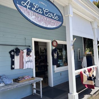Linn's Home Style - Accessories Near Me - Cambria, California Linn's Home Style - Accessories Near Me - Cambria, California