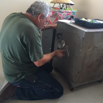 San Diego Lock & Safe - Keys & Locksmiths Near Me - San Diego, California San Diego Lock & Safe - Keys & Locksmiths Near Me - San Diego, California