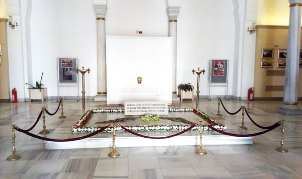 Etnoğrafya Müzesi by null