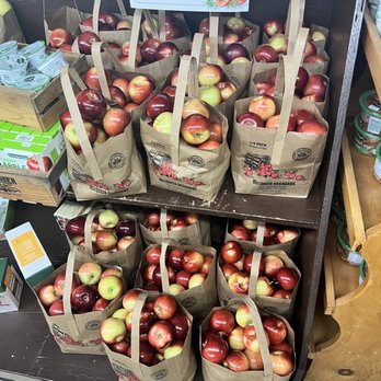 MacQueen's Orchard - Bakeries Near Me - Holland, Ohio