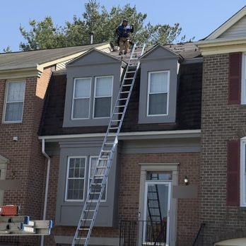 RNR Energy Solutions - Once the sun came out the roofers continued to install panels - Solar Installation Near Me - Leesburg, Virginia RNR Energy Solutions - Once the sun came out the roofers continued to install panels - Solar Installation Near Me - Leesburg, Virginia