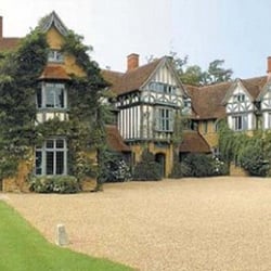 Hurtwood House International College