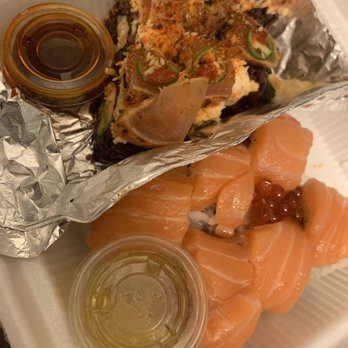 Hiroba Sushi - Salmon roll and spicy Cajun red rice roll. - Sushi Bars Near Me - Henderson, Nevada Hiroba Sushi - Salmon roll and spicy Cajun red rice roll. - Sushi Bars Near Me - Henderson, Nevada