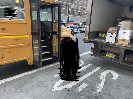 Manhattan Fruit Exchange by null