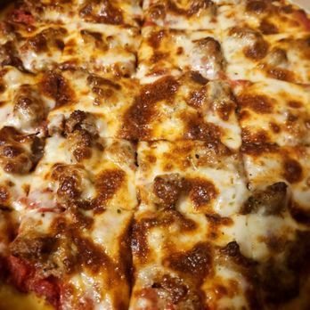 Nancy's Pizza - Pizza Near Me - Bolingbrook, Illinois