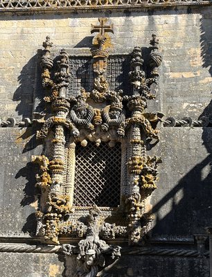 Tomar castle by null