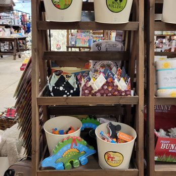 Davis Street Mercantile - Home Decor Near Me - Dallas, Texas