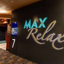 B&B Theatres - Macedonia