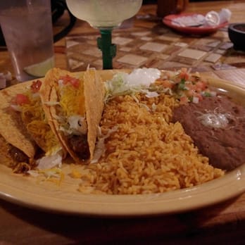 Casa Rico - Taco platter - Mexican Near Me - Frederick, Maryland