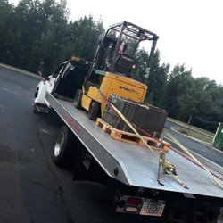 Dave's 24 Hr Towing
