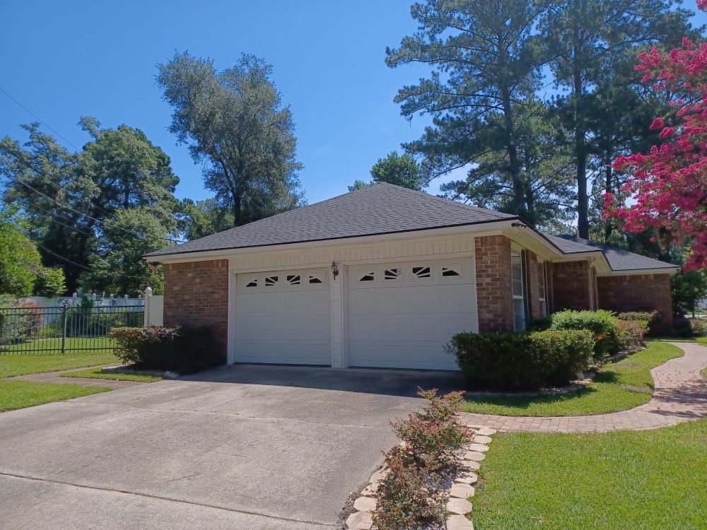 Slide of Professional Roofing Solutions