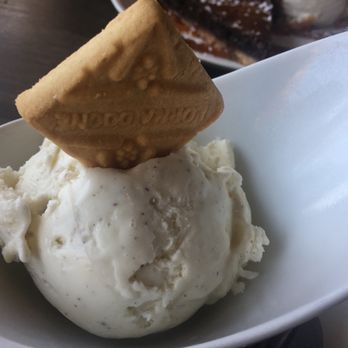 High Tide - Vanilla comp for our Anniversary... pretty good ice cream! - Seafood Near Me - Gilbert, Arizona