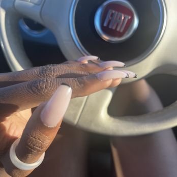 Sparkle Nails - Nail Salons Near Me - Austin, Texas