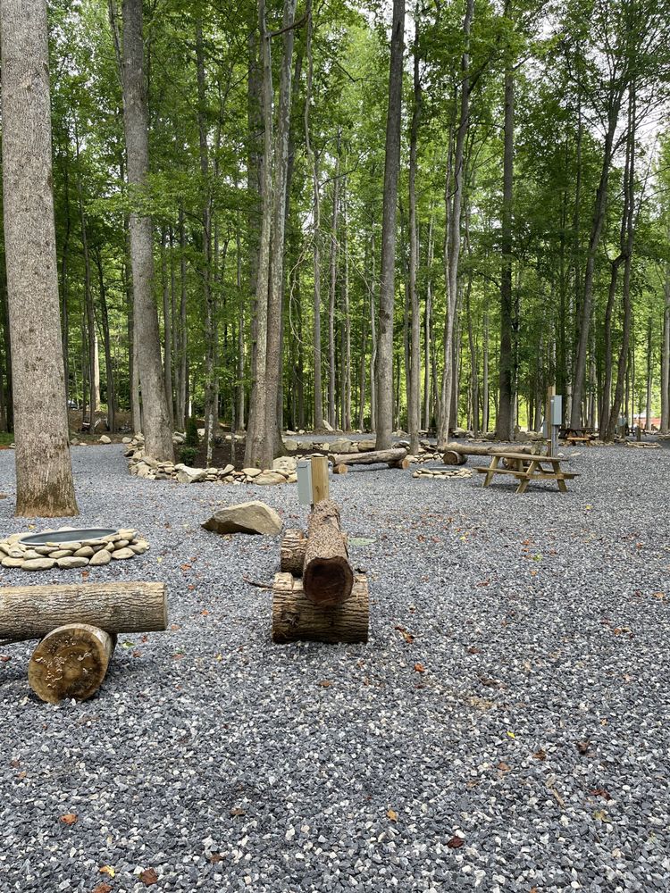 SMOKY MOUNTAIN HIDDEN STILLS RV CAMPGROUND Updated July 2024 38