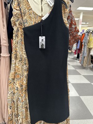 T J MAXX - Updated January 2025 - 106 Photos & 122 Reviews - 3355