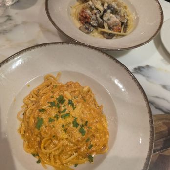 Botanico Waikiki - Crab pasta and chicken truffle Alfredo pasta - Mediterranean Near Me - Honolulu, Hawaii