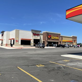 Bojangles - Bojangles in the building with Loves truck stop - Fast Food Near Me - Heflin, Alabama