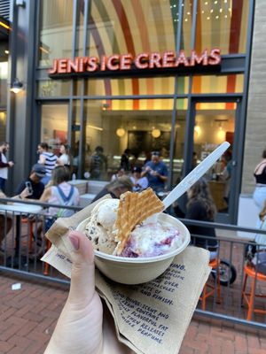 Jeni's Splendid Ice Creams by null