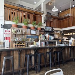 Brioche Bakery & Cafe - Inside
