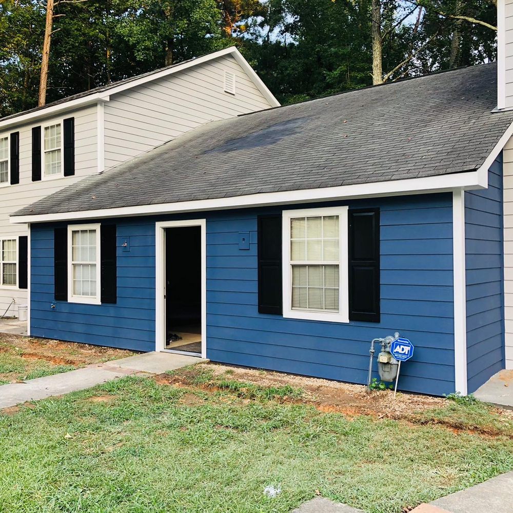 Slide of AppliedMax Siding