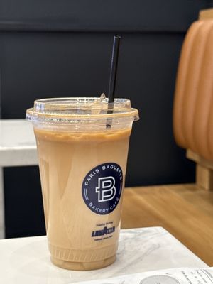 Paris Baguette by null