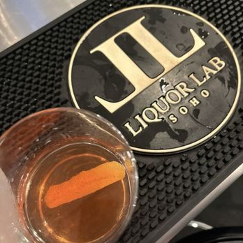 Liquor Lab - Pineapple Sazerac - Bartending Schools Near Me - Louisville, Kentucky