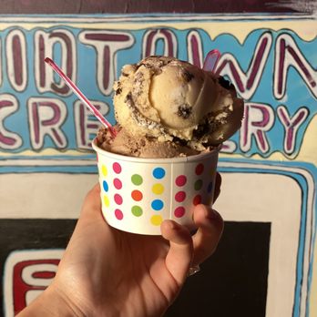 Midtown Creamery - Big scoop- Peanut butter s'mores and Nutella Oreo - Desserts Near Me - Miami, Florida Midtown Creamery - Big scoop- Peanut butter s'mores and Nutella Oreo - Desserts Near Me - Miami, Florida