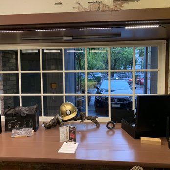 Adobe Road Wines - Wine Tasting Room Near Me - Petaluma, California