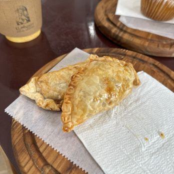 El Monte Coffee Roasters - Homemade Empanadas - Cafes Near Me - Chester Township, New Jersey El Monte Coffee Roasters - Homemade Empanadas - Cafes Near Me - Chester Township, New Jersey