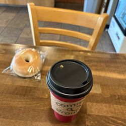 Common Grounds Coffeehouse - Black Forest Mocha And Bagel