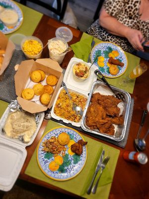 Les Sisters' Southern Kitchen by null